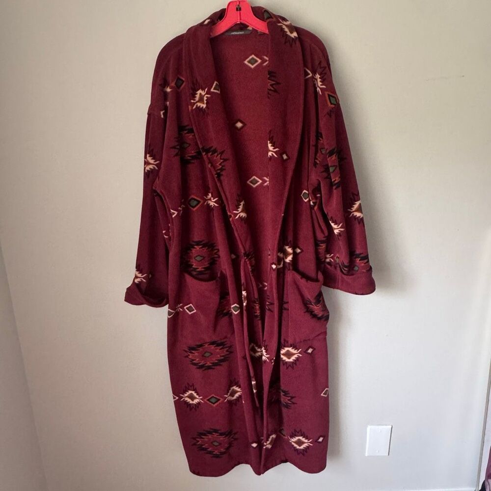 Southwestern Aztec Design Fleece Bath Robe Burgundy - Picture 5 of 8
